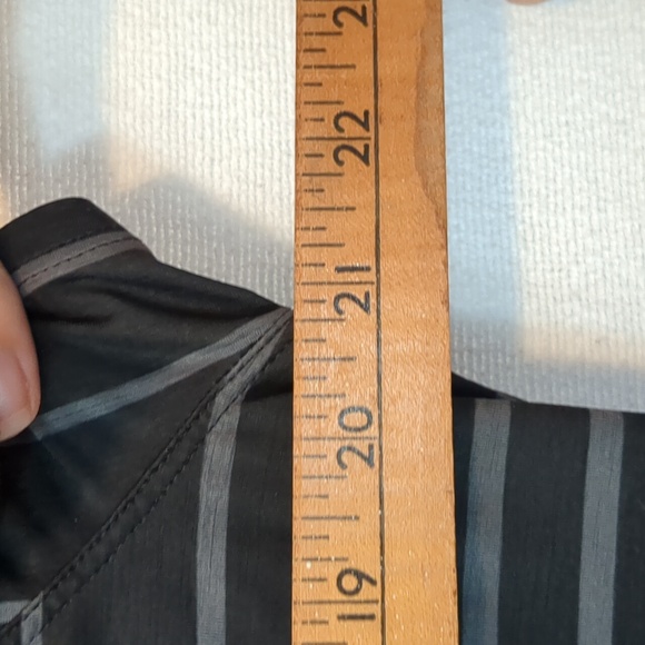 Nike Golf Tour Premium Women's Polo Black and gray stripe Size Large - Picture 10 of 10